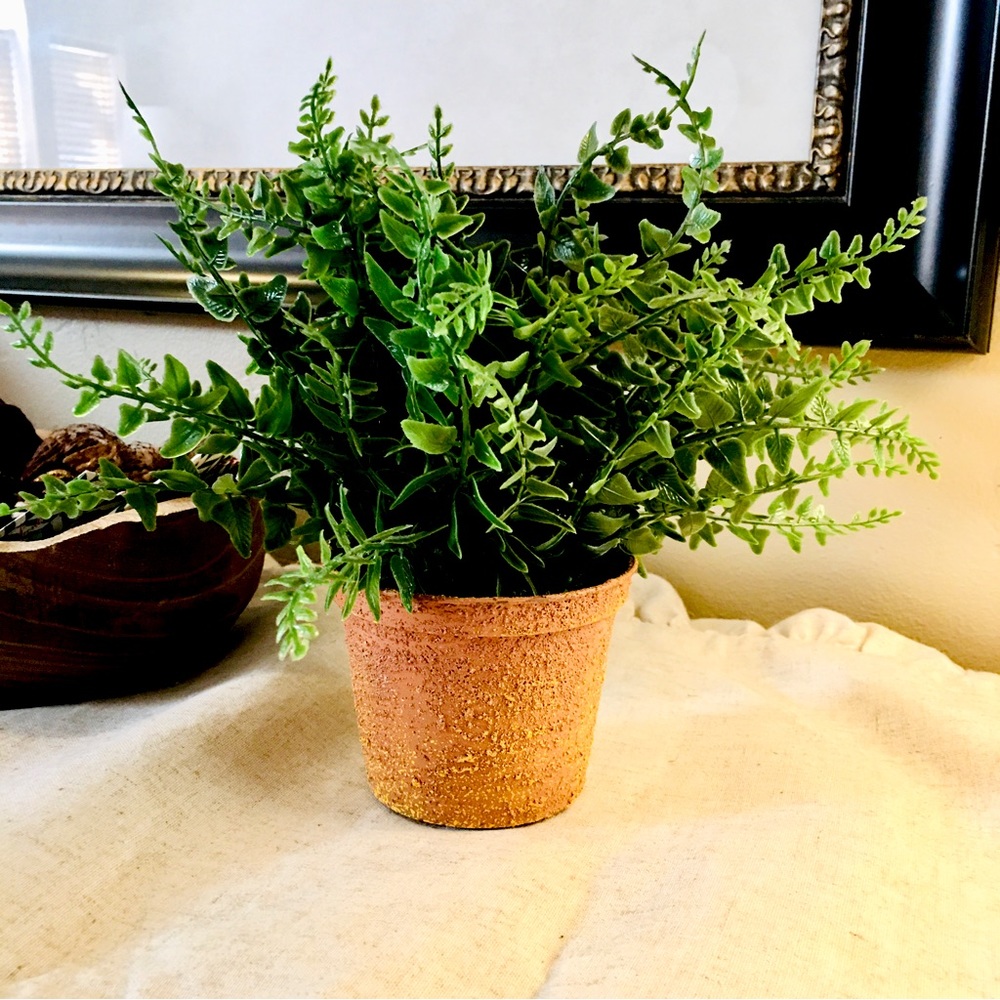 Faux plant florals - farmhouse home decor - greenery - Christmas decor- …